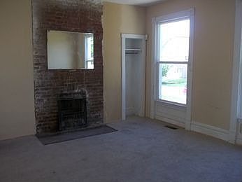 2nd image of 5966 Horton Pl