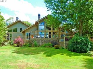 6775 N Bank Rd, Roseburg, OR 97470