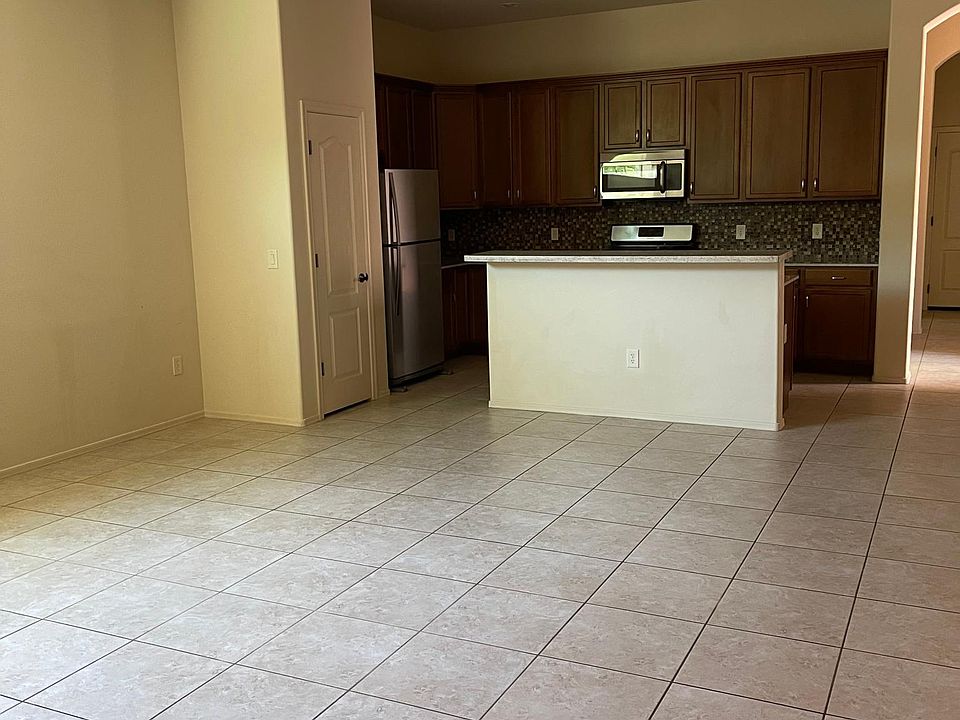 1st image of 7976 N Placita Marquitos