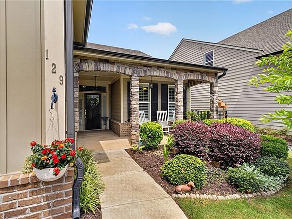 3rd image of 129 Altmore Way
