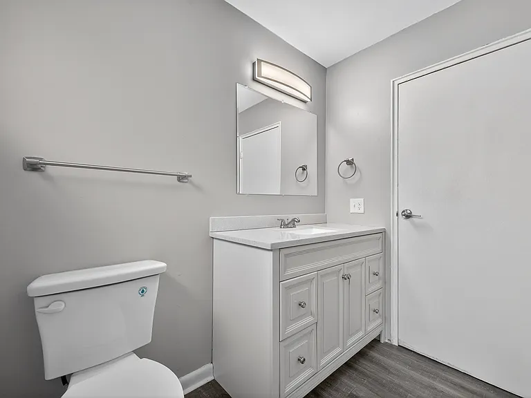 2x1 Renovated Bathroom