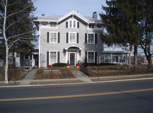 27 Trinity St, Newton, NJ 07860