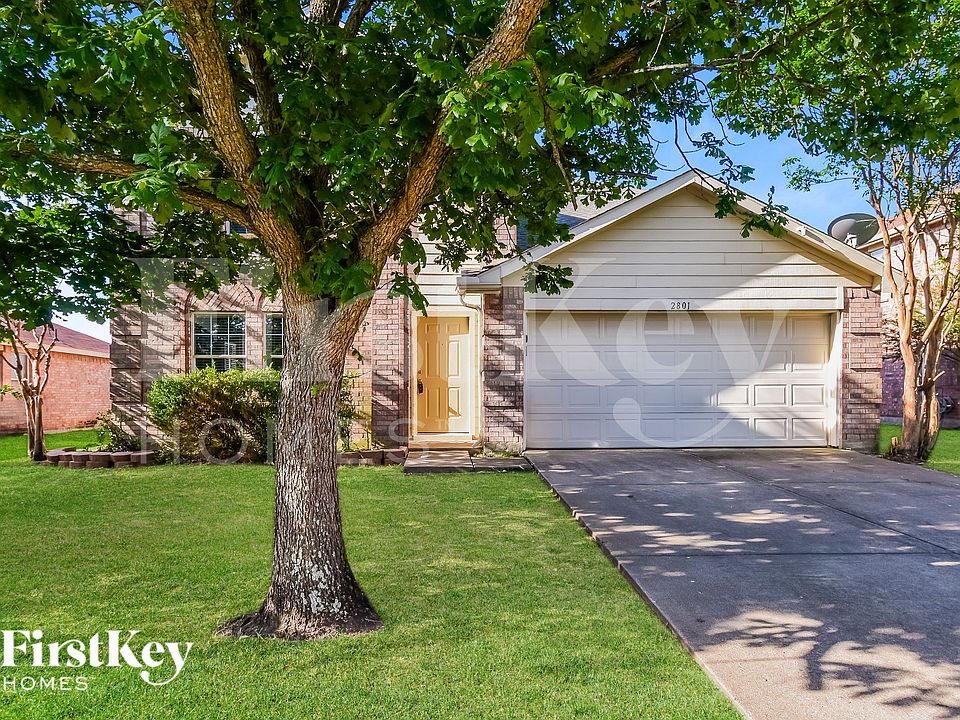 1st image of 2801 Spencer Cir
