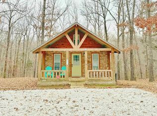 180 Country Charm Rd, Mountain View, AR 72560