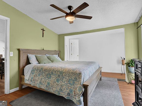 5th image of 2110 Shoal Creek Rd
