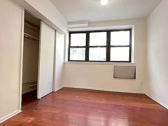 3rd image of 442 E 75th St #A