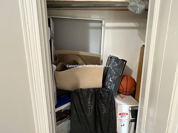 3rd image of 25 Portsmouth St S #2