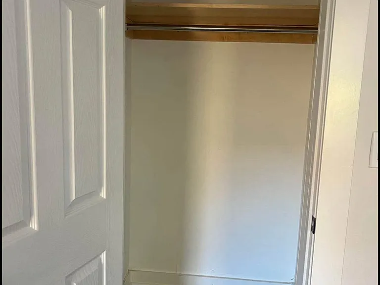 454 Newfield Ave #2 — Photo 3
