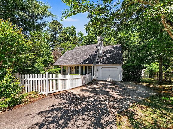 3rd image of 4008 Ellisfield Dr