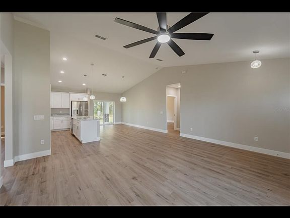 5th image of 36 Cedar Rd