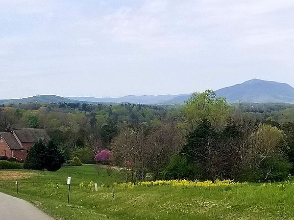 On nyle ridge rd. VIEWS !!