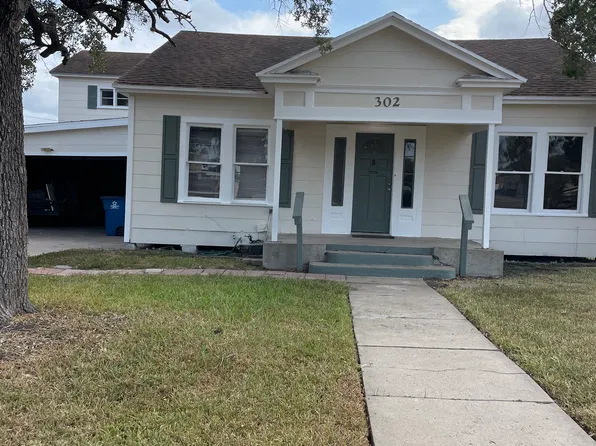 302 E 5th St, Bishop, TX 78343