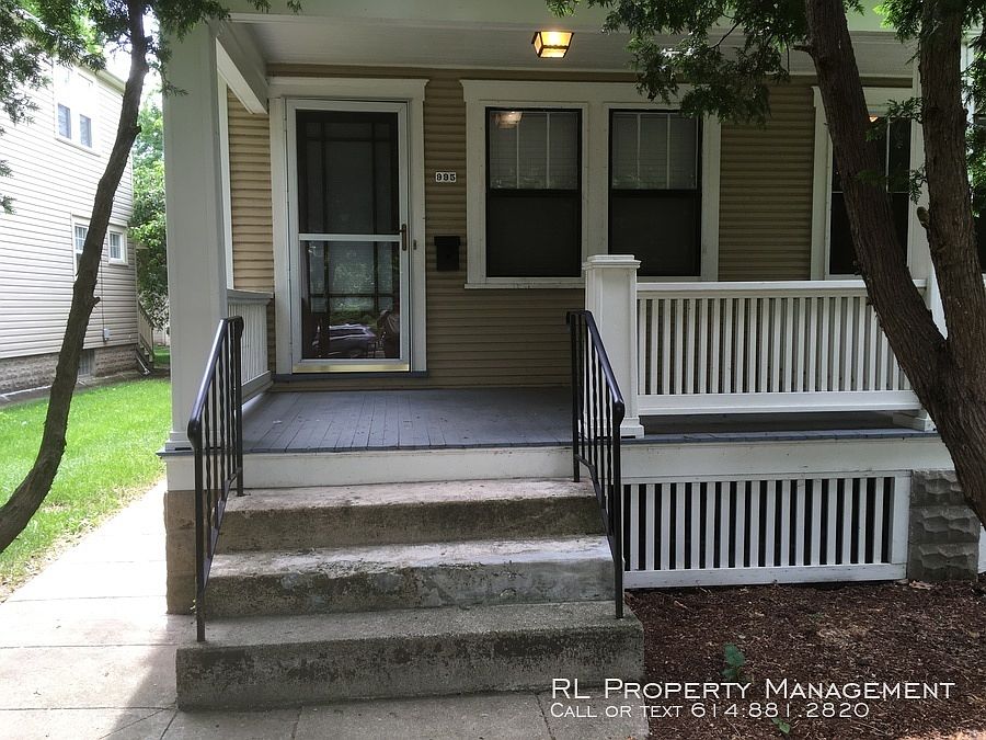 1st image of 995 Northwest Blvd #995