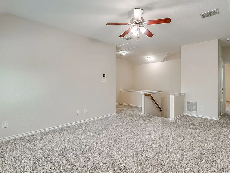 3801 Weatherstone Dr — Photo 38