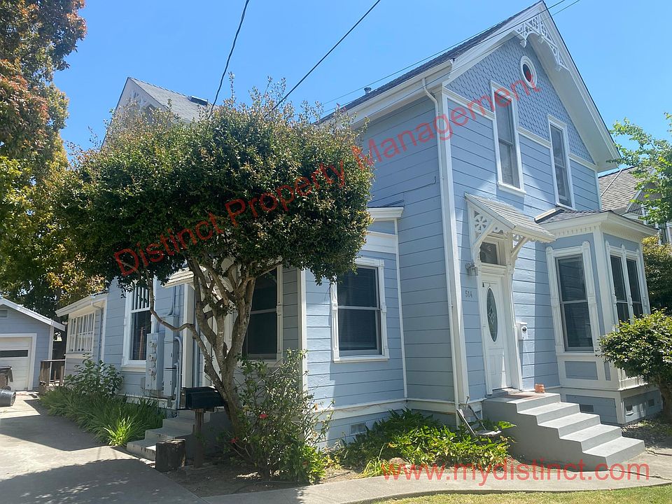 1st image of 514 Washington St APT B