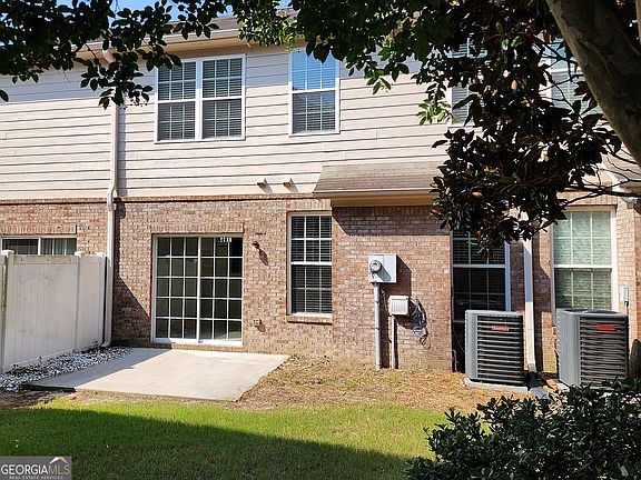 3rd image of 3249 Brockenhurst Dr