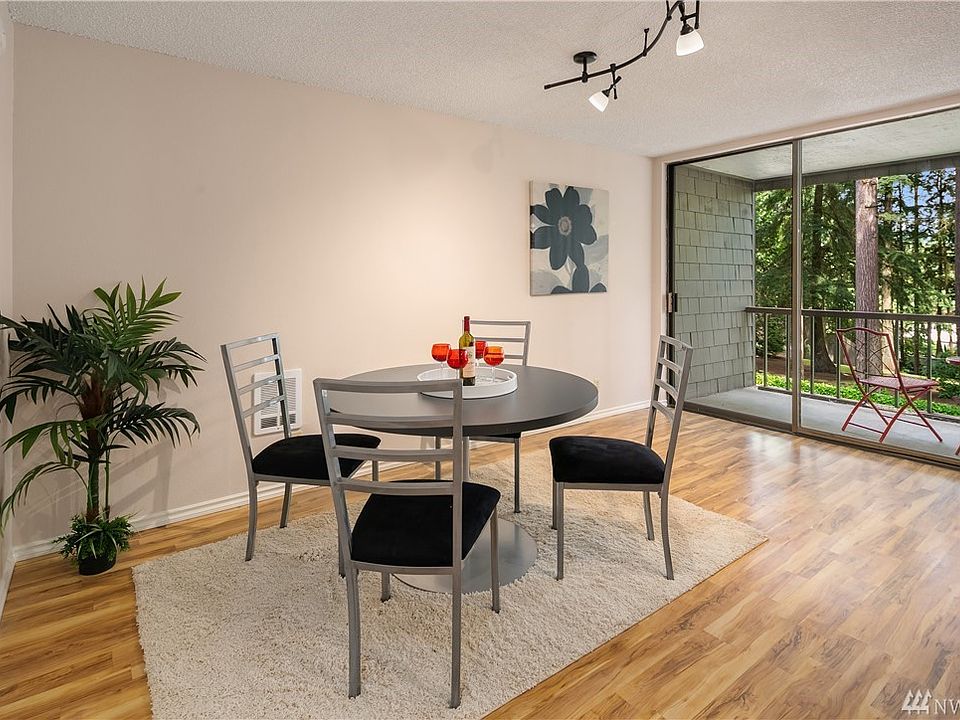1st image of 6051 137th Ave NE APT 323