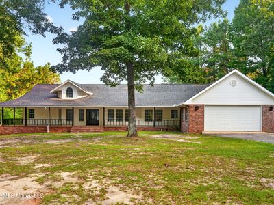 416 W Lamar St, Poplarville, MS, 39470
