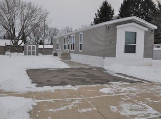955 Acorn Dr, Lomira, WI 53048
