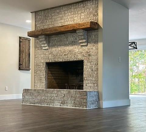 2nd image of 156 Leisure Ln