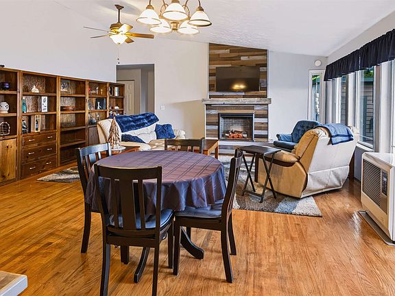 5th image of 190 Zelma Ln
