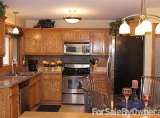 19314 Lisadell Dr, Tinley Park, IL 60487