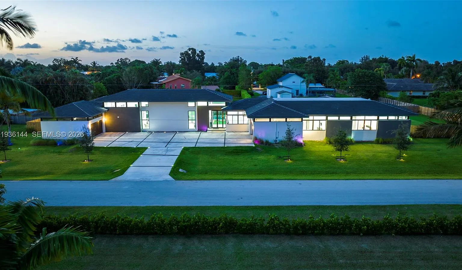 Fla Fruit Lands Co — Photo 1