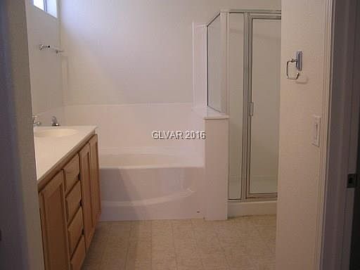 5th image of 6241 Shamrock Lake Ave