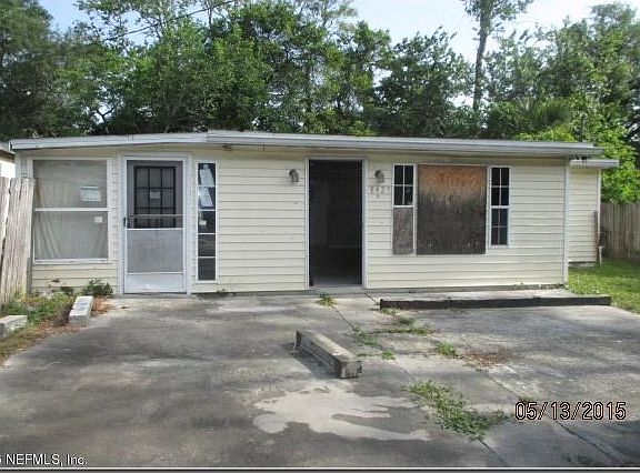 2nd image of 8423 Hare Ave