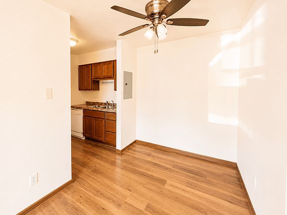 3rd image of 1721 Onsgard Rd #18521208