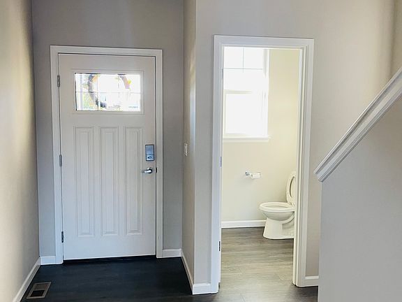 5th image of 14350 99th Way SE