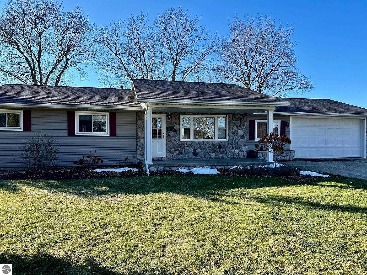 1226 S Lincoln Rd, Mount Pleasant, MI 48858 Zillow