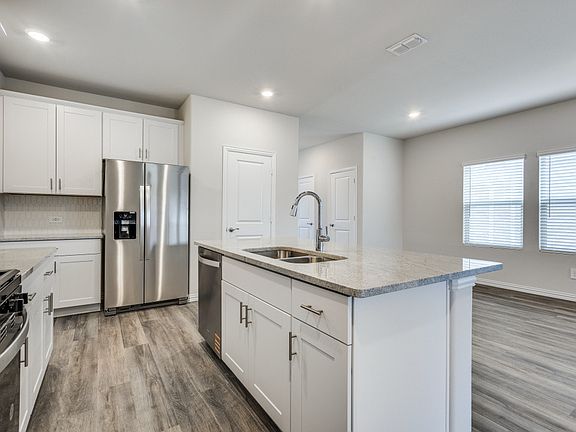 2nd image of 717 Caraway Dr