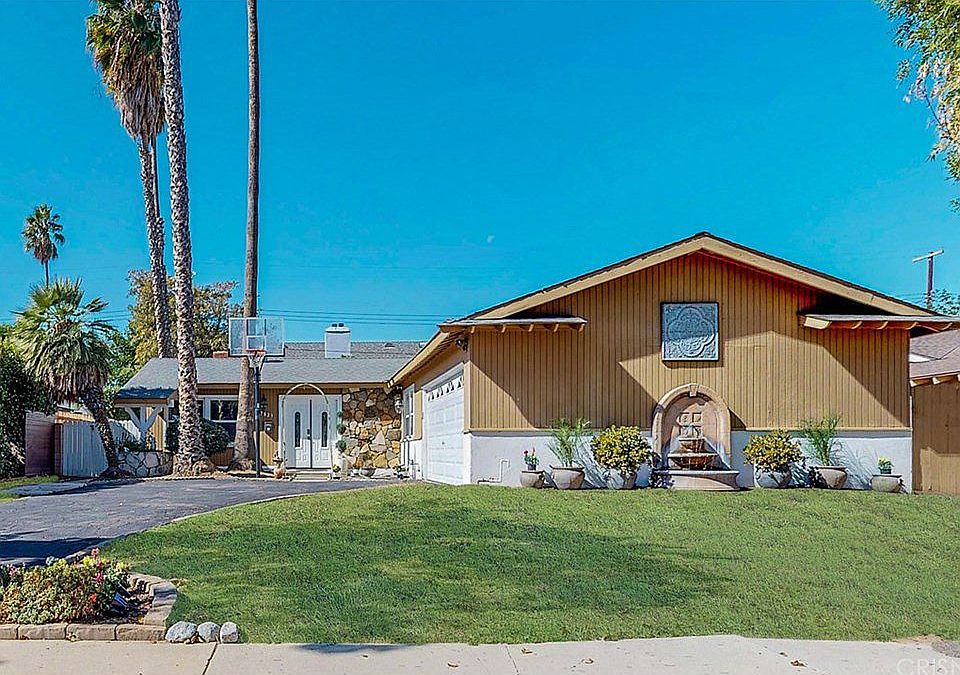 1st image of 7823 Faust Ave