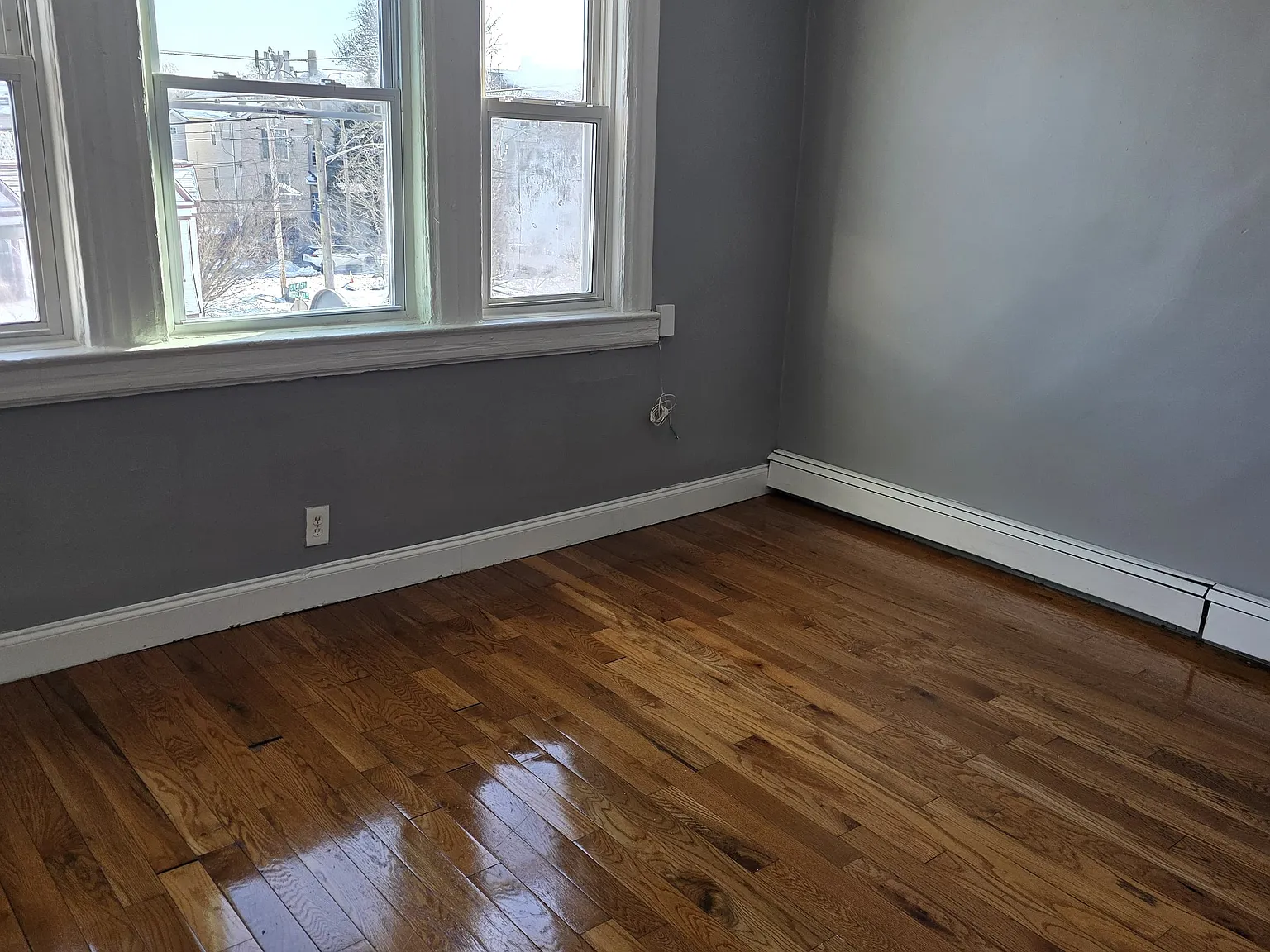 2 bed, 900 sqft, $1,300 — Photo 3