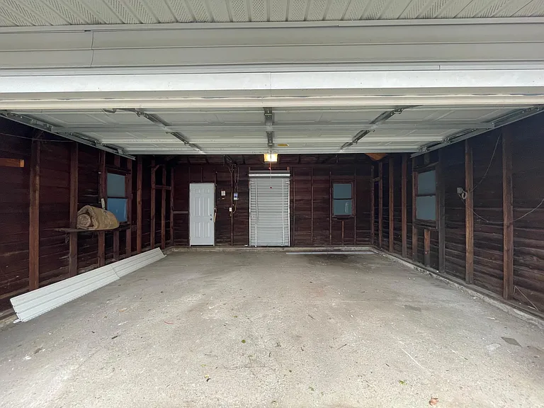 1845 Crescent Ave — Photo 39