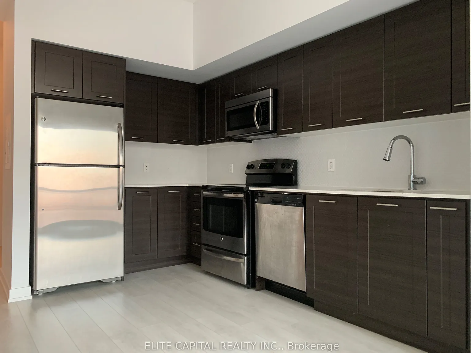 2 bed, $2,500 — Photo 2