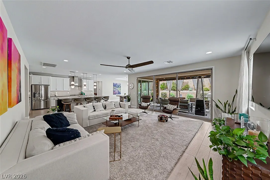 4 bed, 3.0 bath, 3026 sqft, $6,500 — Photo 4