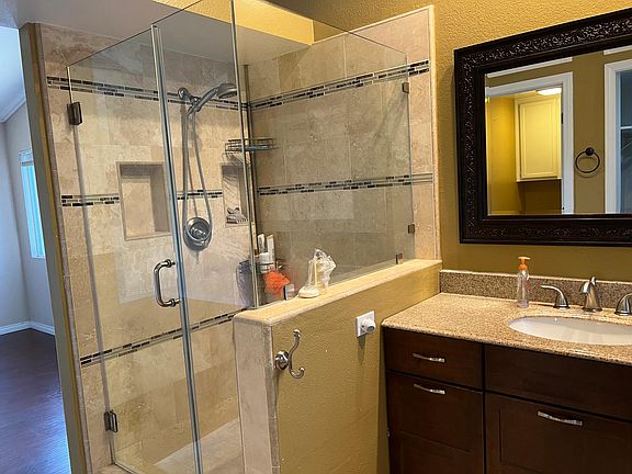 5th image of 24845 Fortune Bay Ln