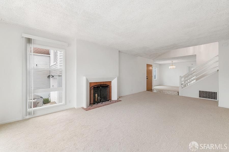 1st image of 85 Dorchester Dr