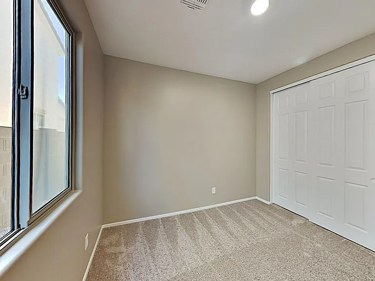 4823 W Saint Anne Ave — Photo 11