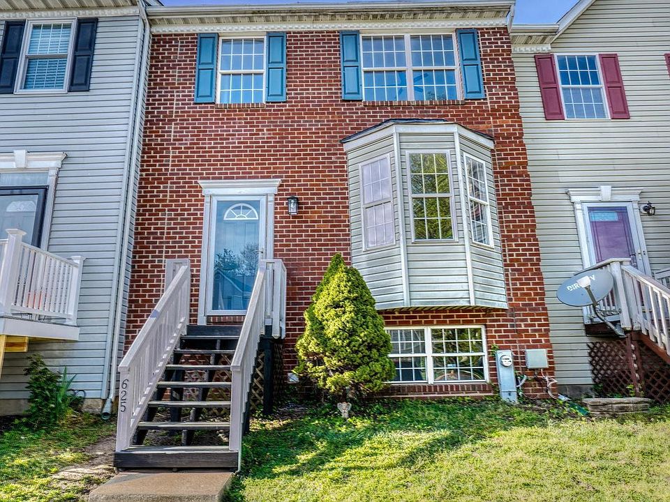 1st image of 625 Island Creek Ct