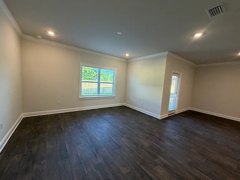 14902 Dalton Cir — Photo 11