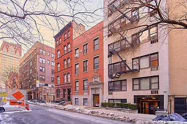 Rented by Living New York