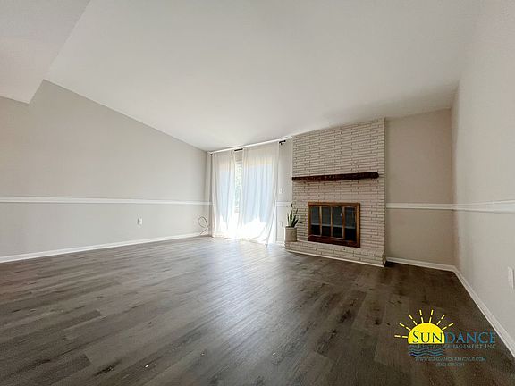 2nd image of 315 Lake Dr