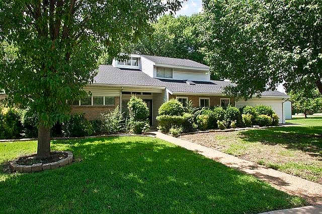 1st image of 2905 Biscayne Cir