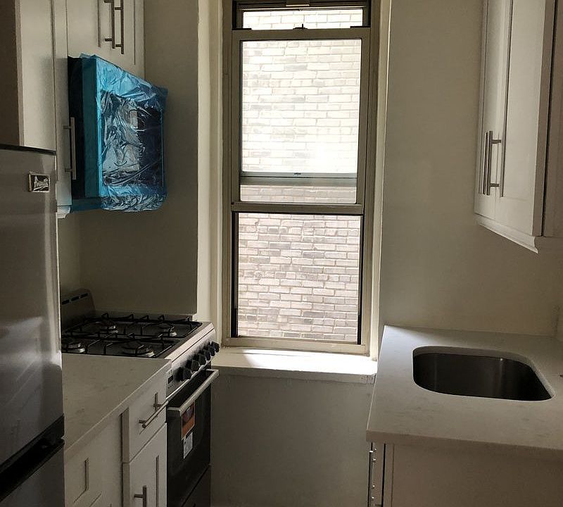 1st image of 3130 Brighton 7th St APT 1C