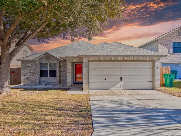 8030 Swindow Cir, Converse, TX 78109