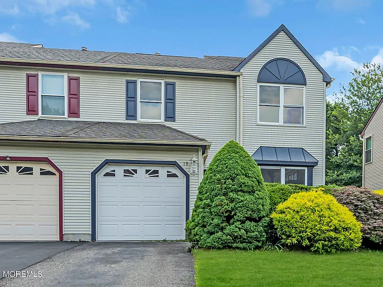 19 Longbrook Ln — Photo 3
