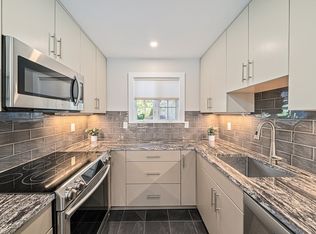 11 Nancy Rd APT 4, South Easton, MA 02375